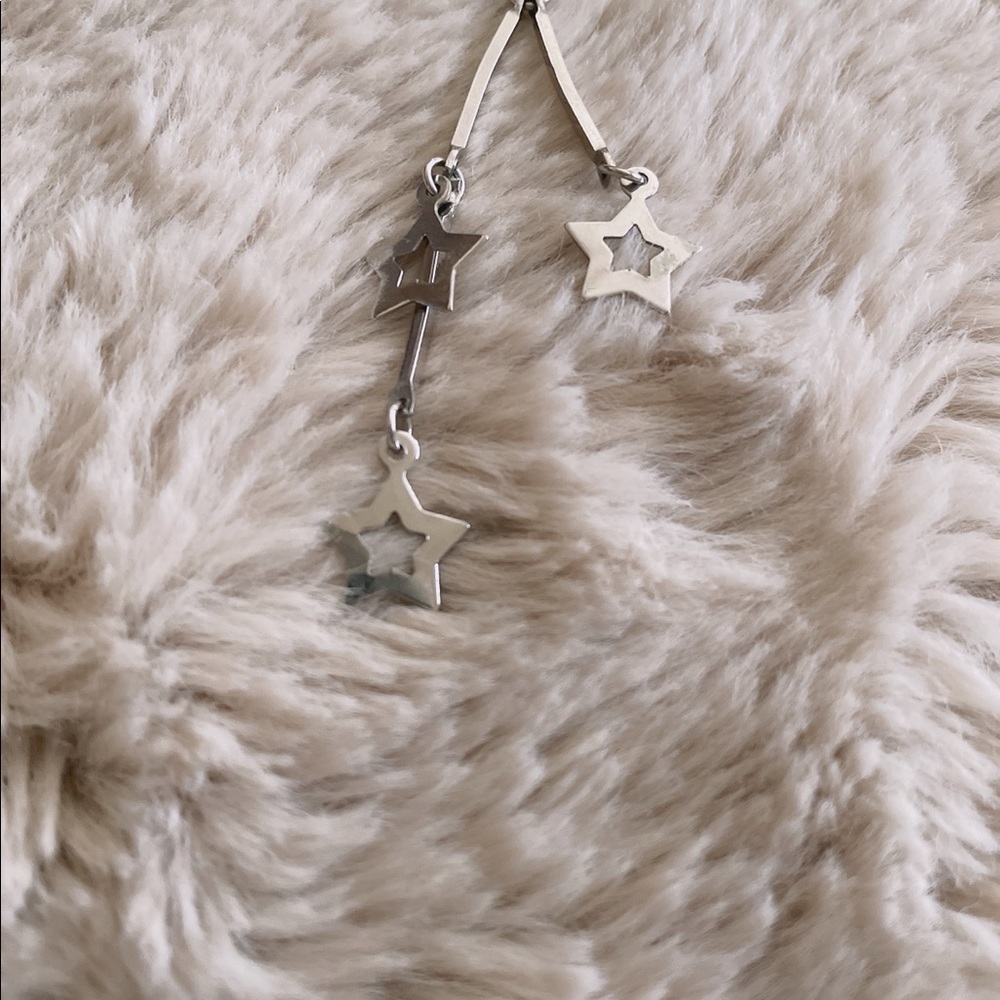 100% Pure Silver Single Drop Star Earring - Picture 2 of 2